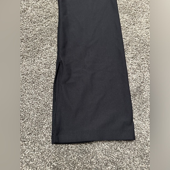 Old Navy Ribbed Powersoft Go Dry Split Flare Leggings - Picture 3 of 5
